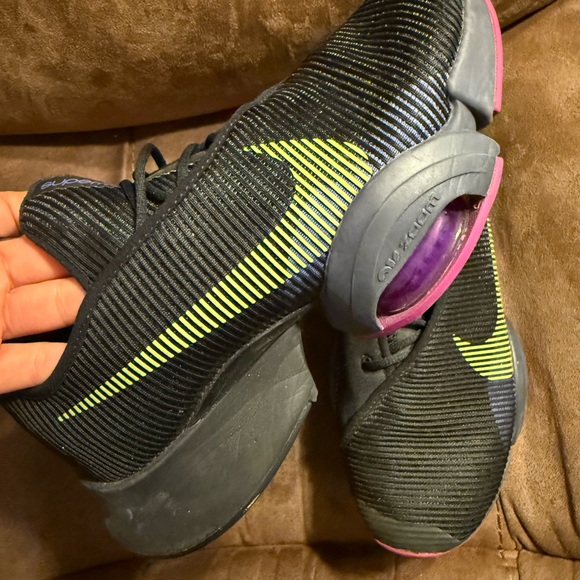 Nike Black and Purple Athletic Shoes with Modern Design SUPERREPS - Picture 4 of 7